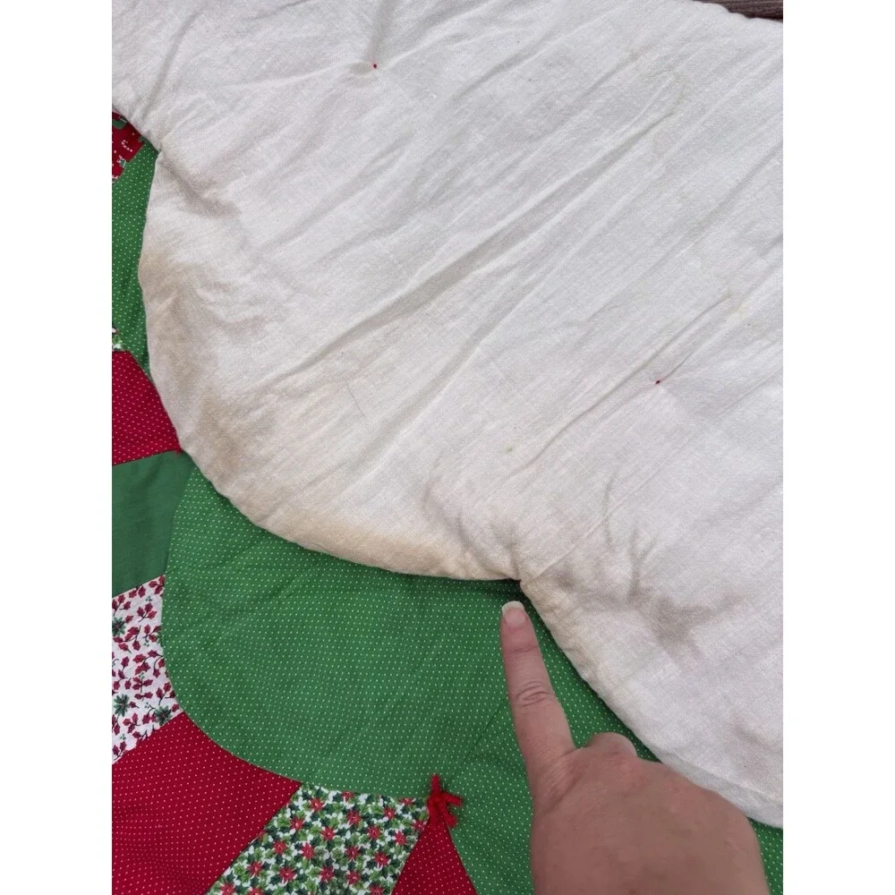 Handmade Christmas Patchwork Quilted Festive Red Green Tree Skirt 43”